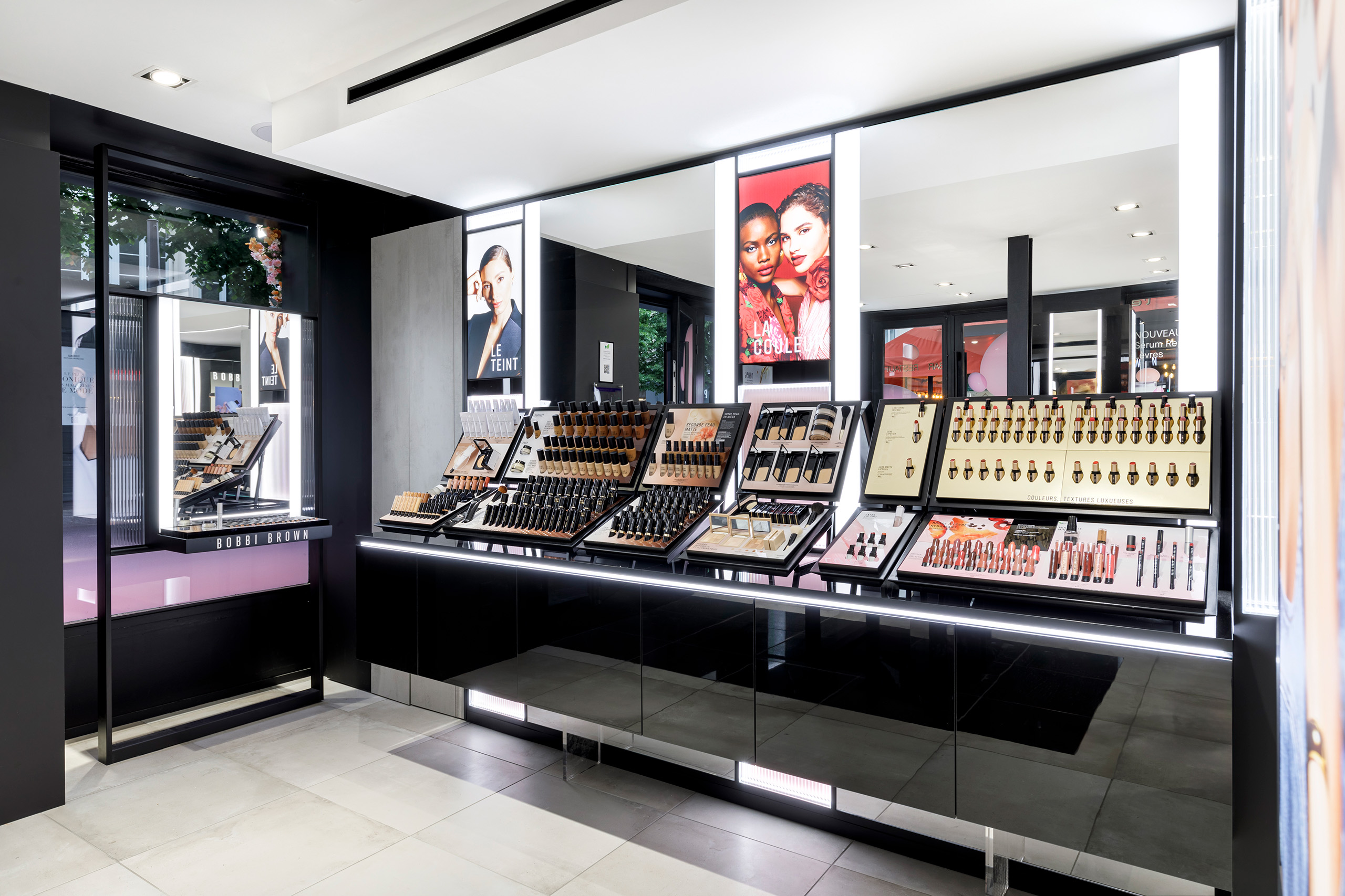 Bobbi Brown Francs Bourgeois Le Marais