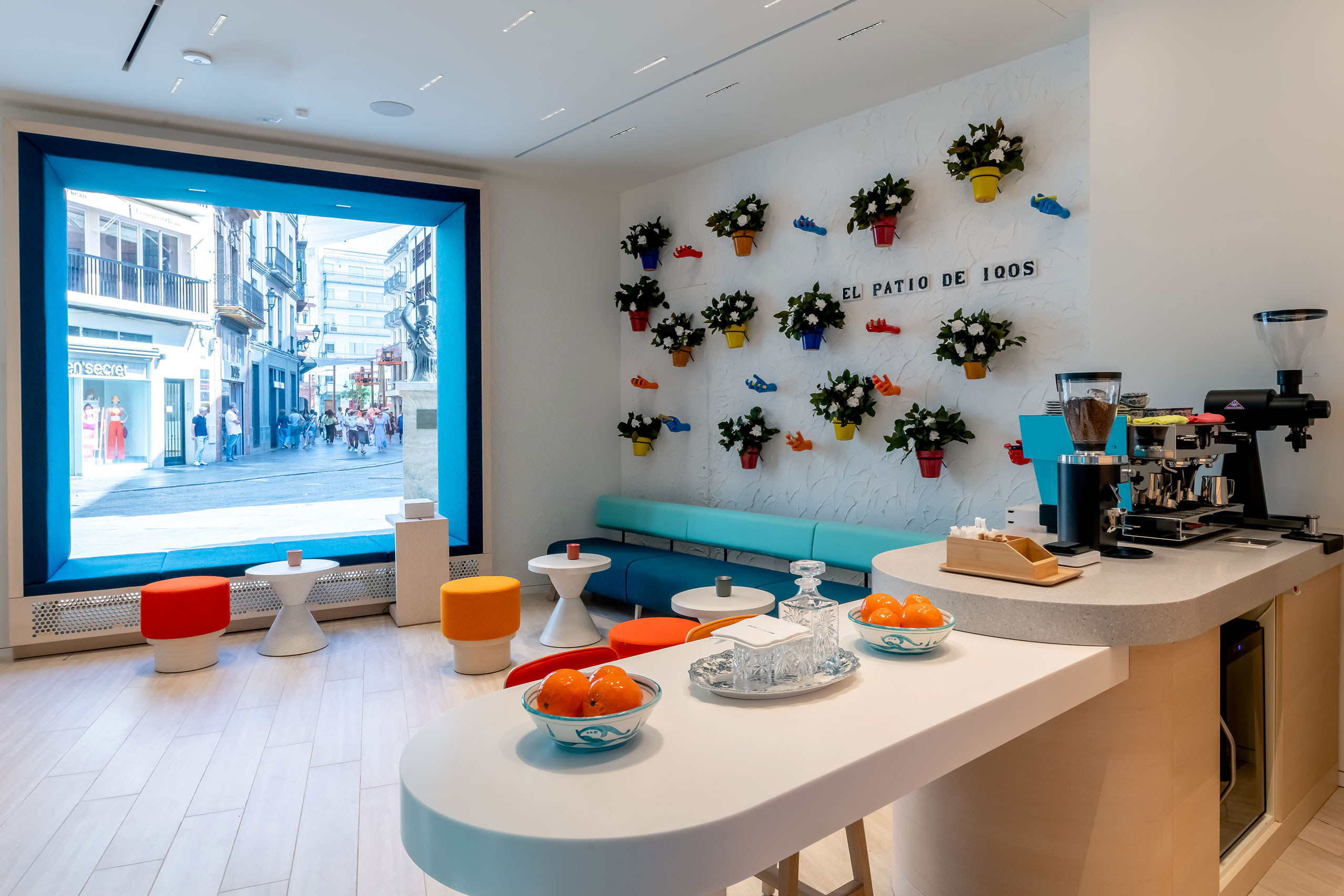 IQOS Boutique Seville furnished by TJC